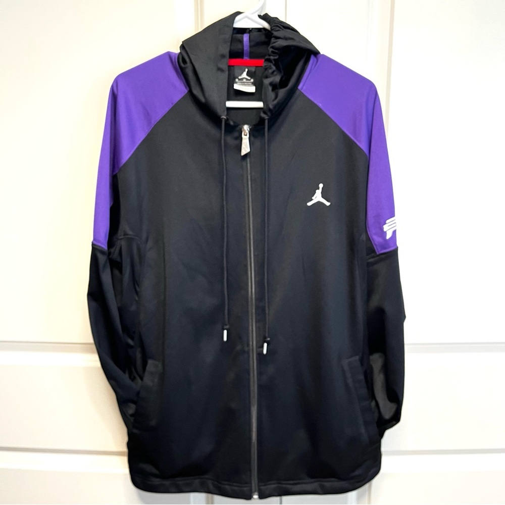 Jordan Men's Black and Purple Dri-Fit Hooded Jacket Sz M